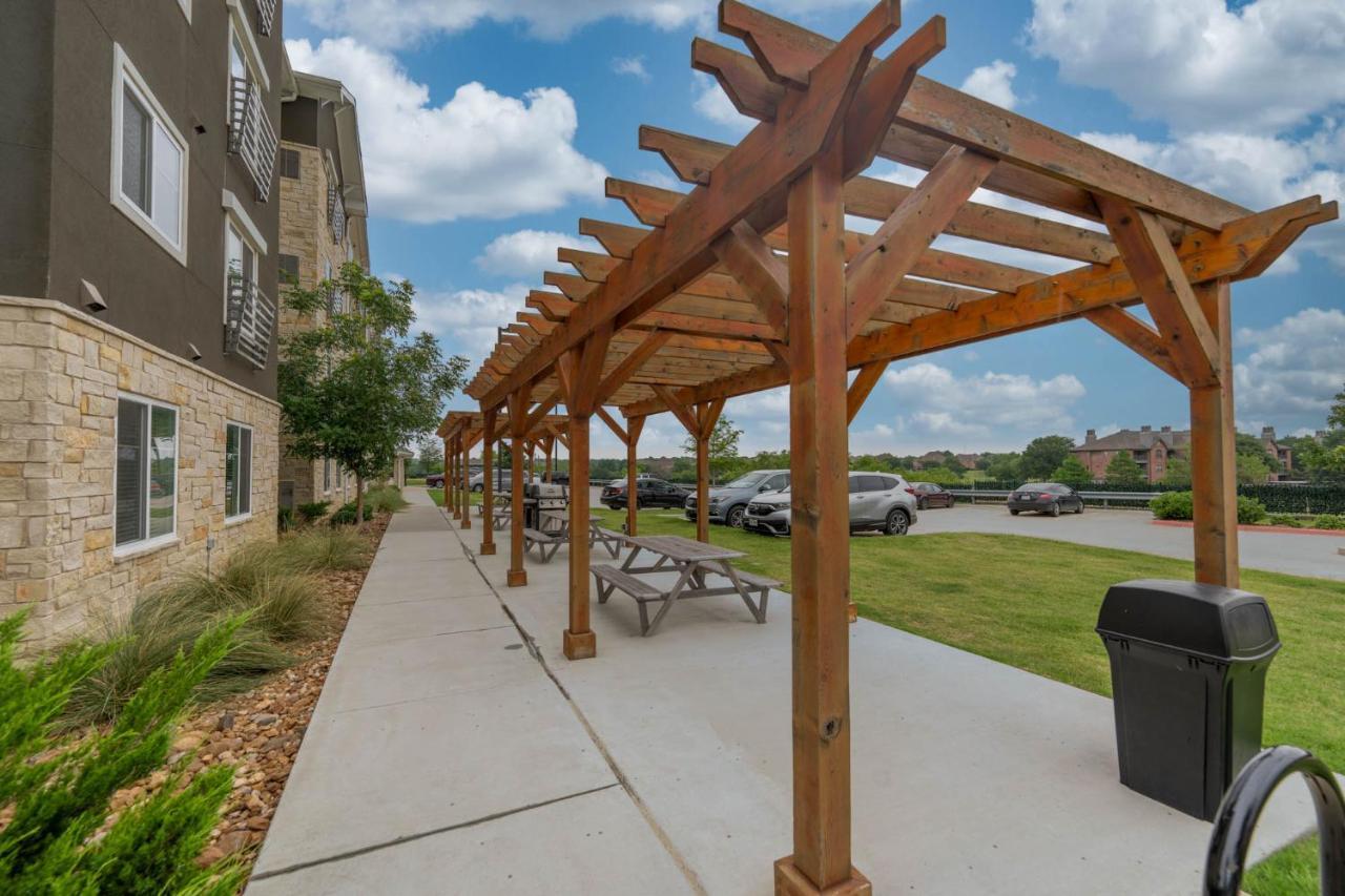 Soka Suites Dallas - Las Colinas 歐文 外观 照片