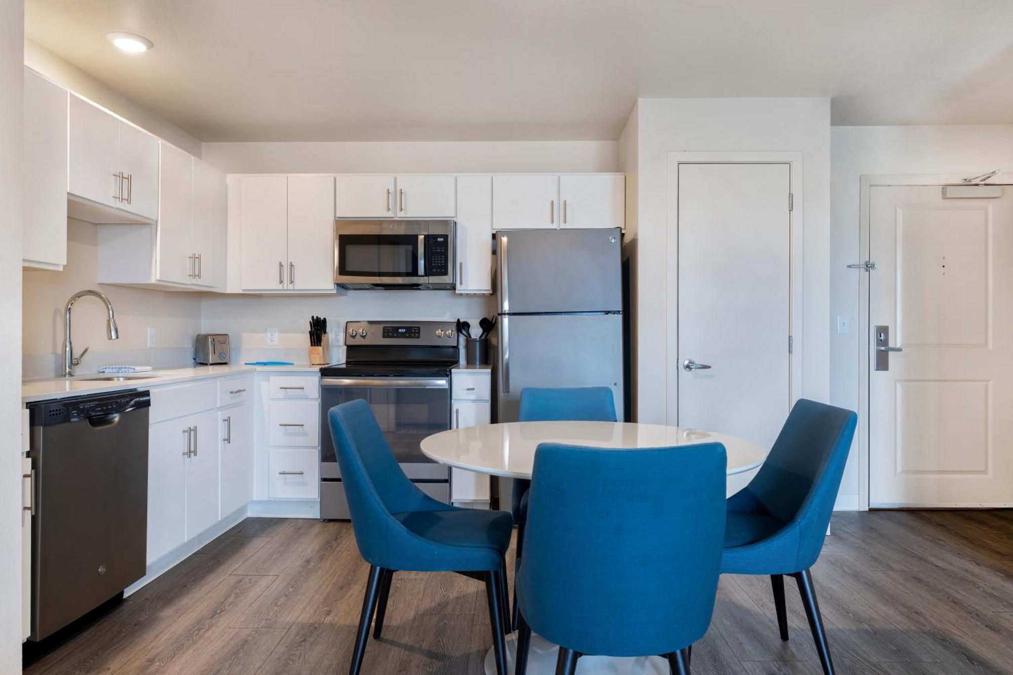 Soka Suites Dallas - Las Colinas 歐文 外观 照片
