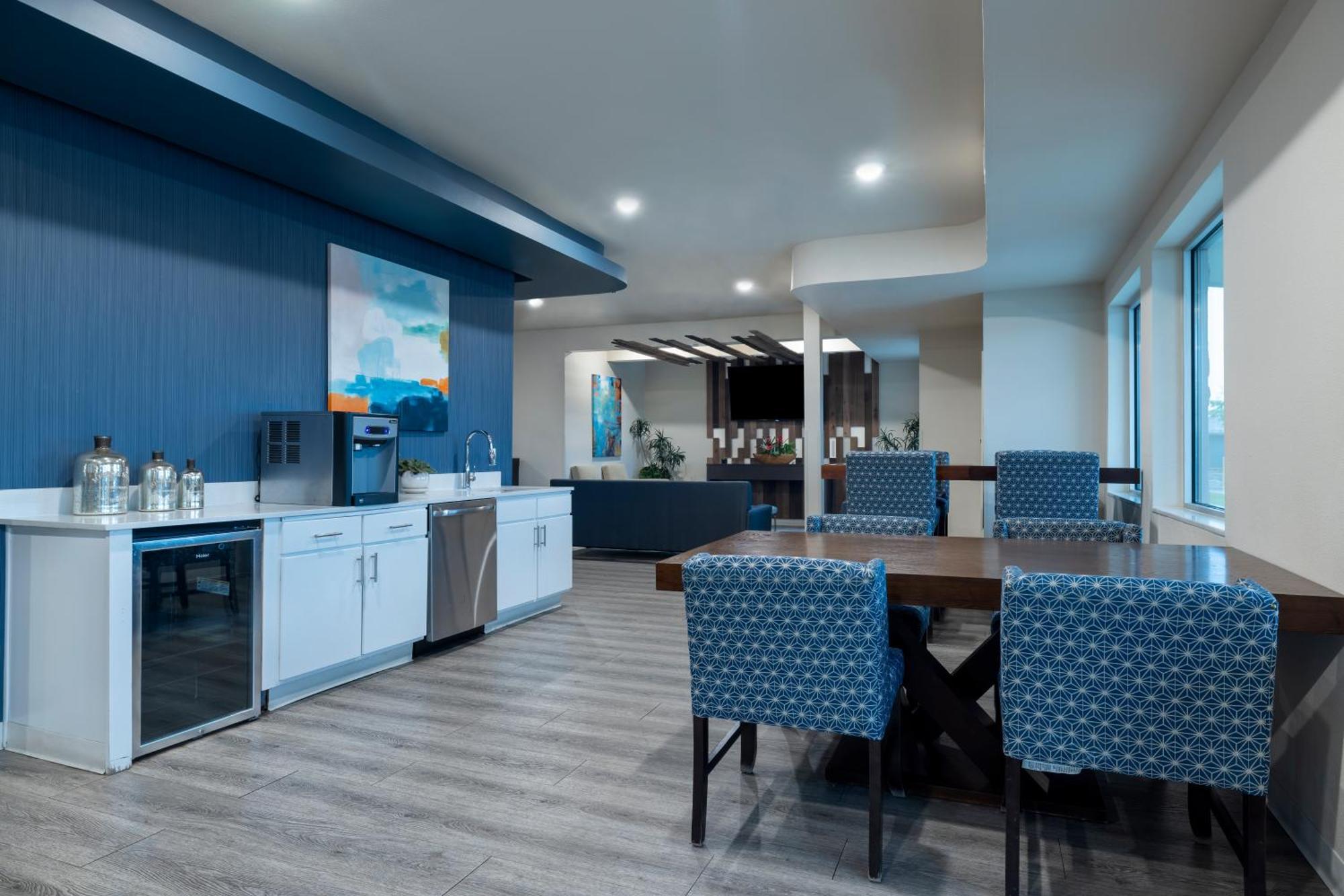 Soka Suites Dallas - Las Colinas 歐文 外观 照片